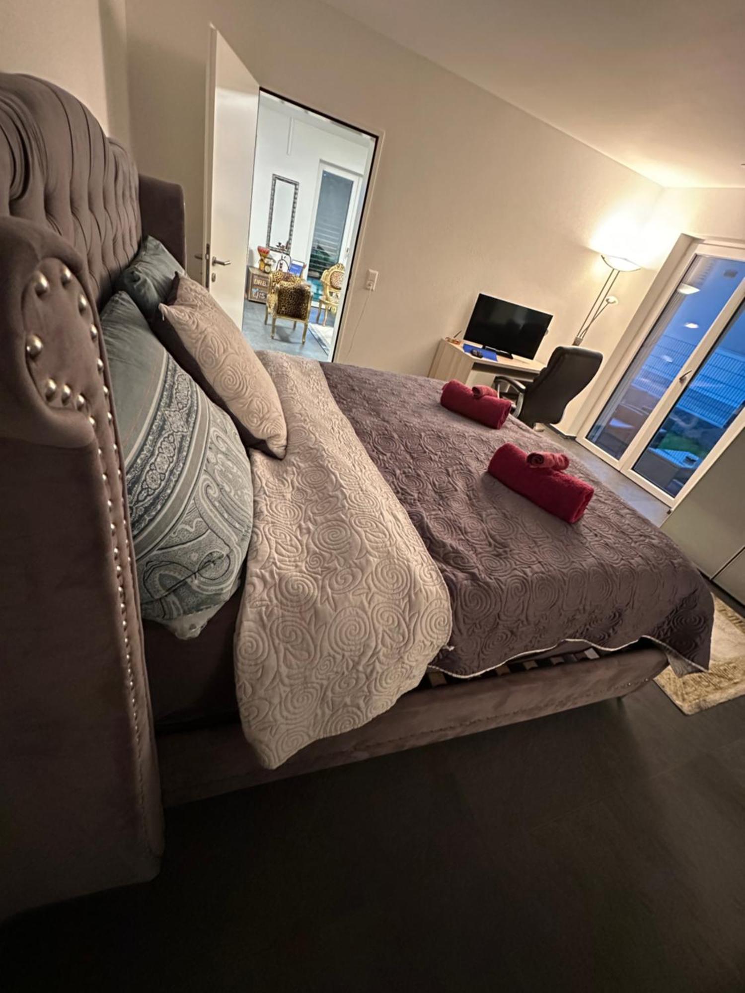 V.I.P Appartement Boettstein Bagian luar foto